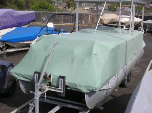 BoatCovers/Bernie_Pontoon_004.JPG