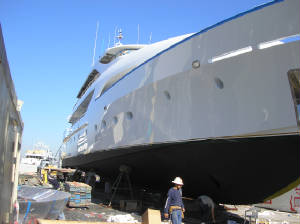 MegaYachts/BossyBoots108.JPG